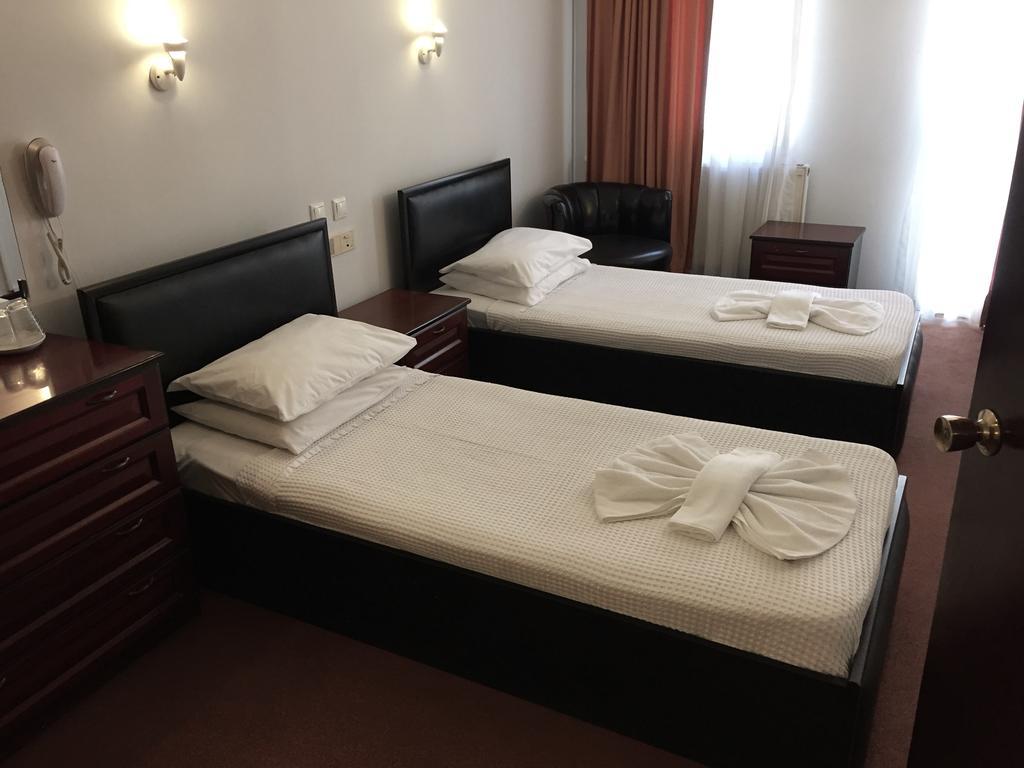 Hotel Balca Измир Экстерьер фото