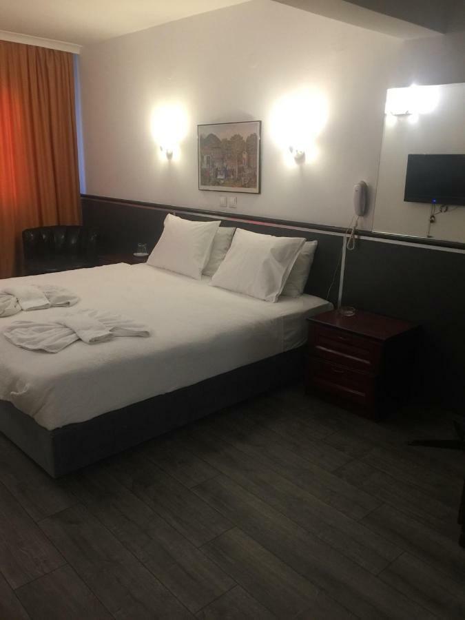 Hotel Balca Измир Экстерьер фото